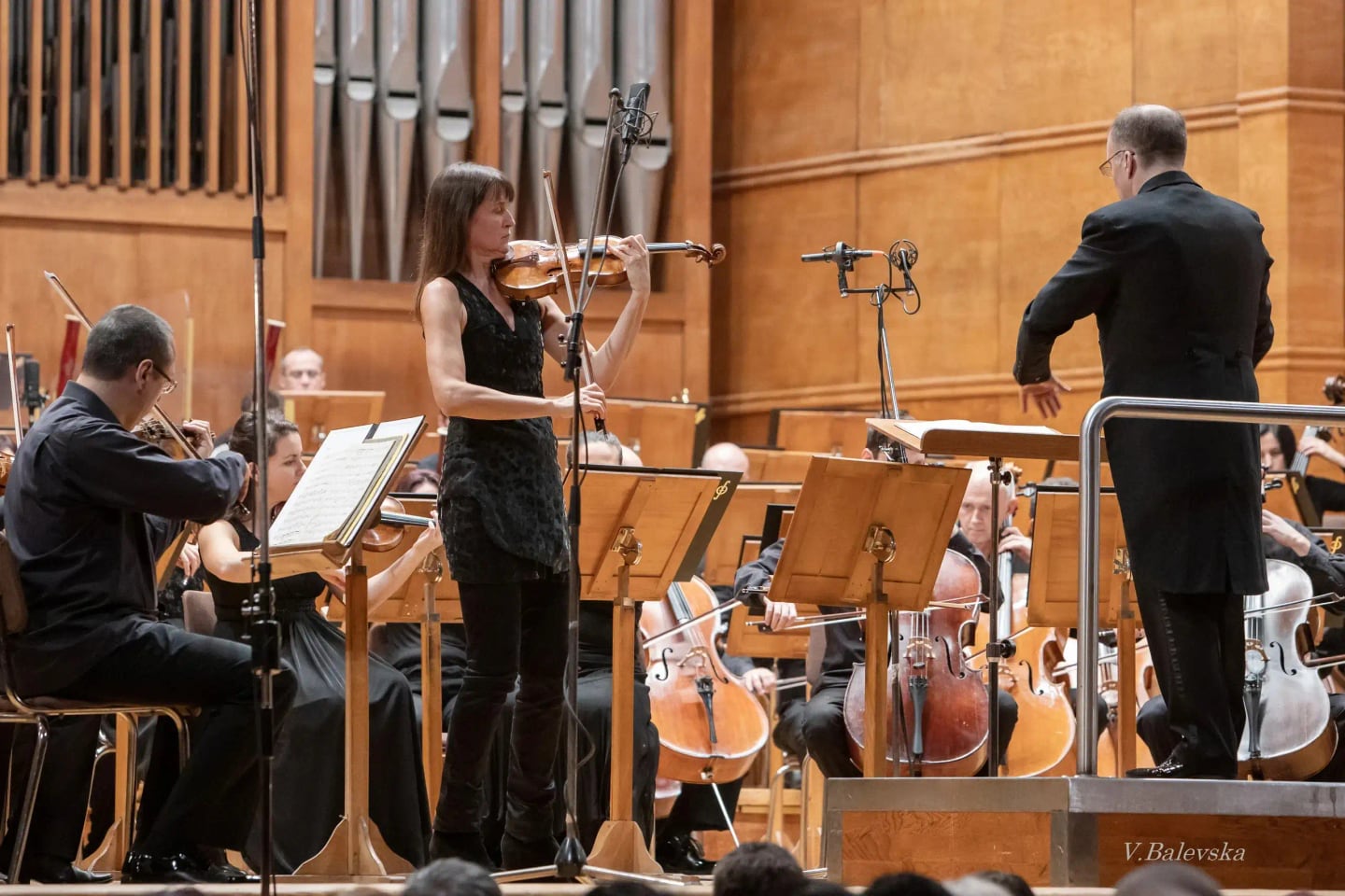 Concert photo: Viktoria Mullova & Nayden Todorov (02.12.2019)