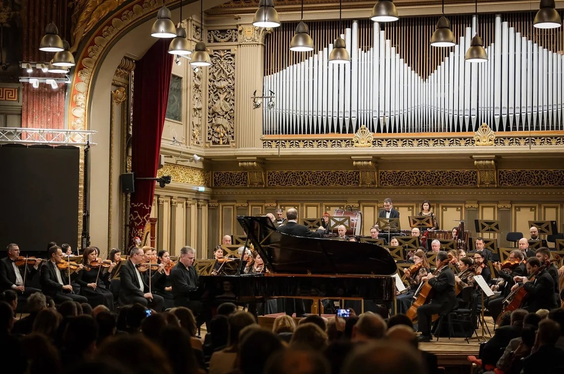 Concert photo: Sofia Philharmonic & Nayden Todorov visiting Bucharest (03.03.2025)