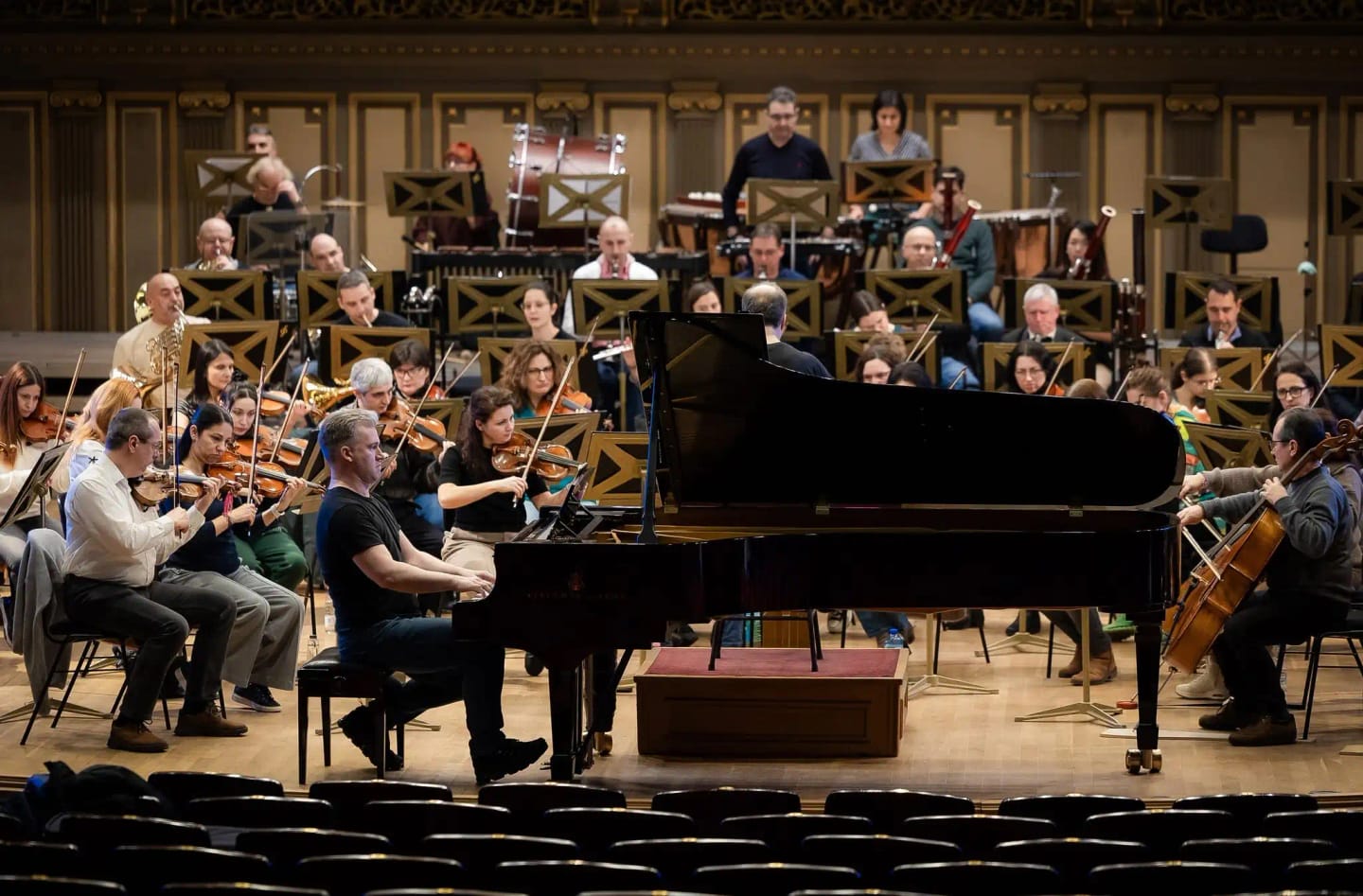 Concert photo: Sofia Philharmonic & Nayden Todorov visiting Bucharest (03.03.2025)