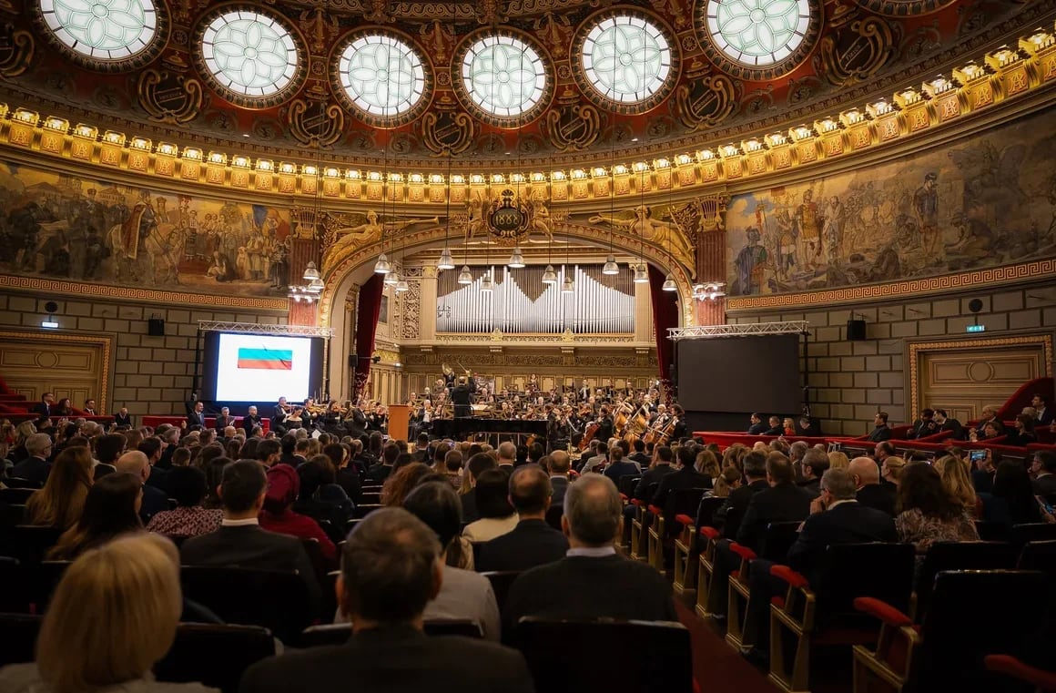 Concert photo: Sofia Philharmonic & Nayden Todorov visiting Bucharest (03.03.2025)