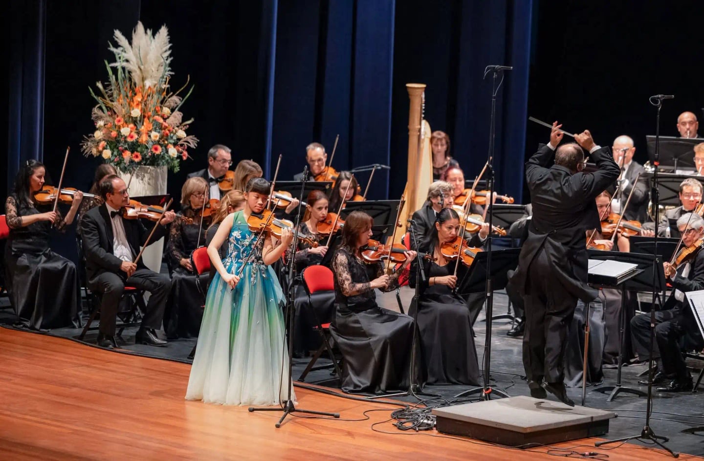Concert photo: Sofia Philharmonic & Nayden Todorov visiting Terneuzen (05.10.2024)