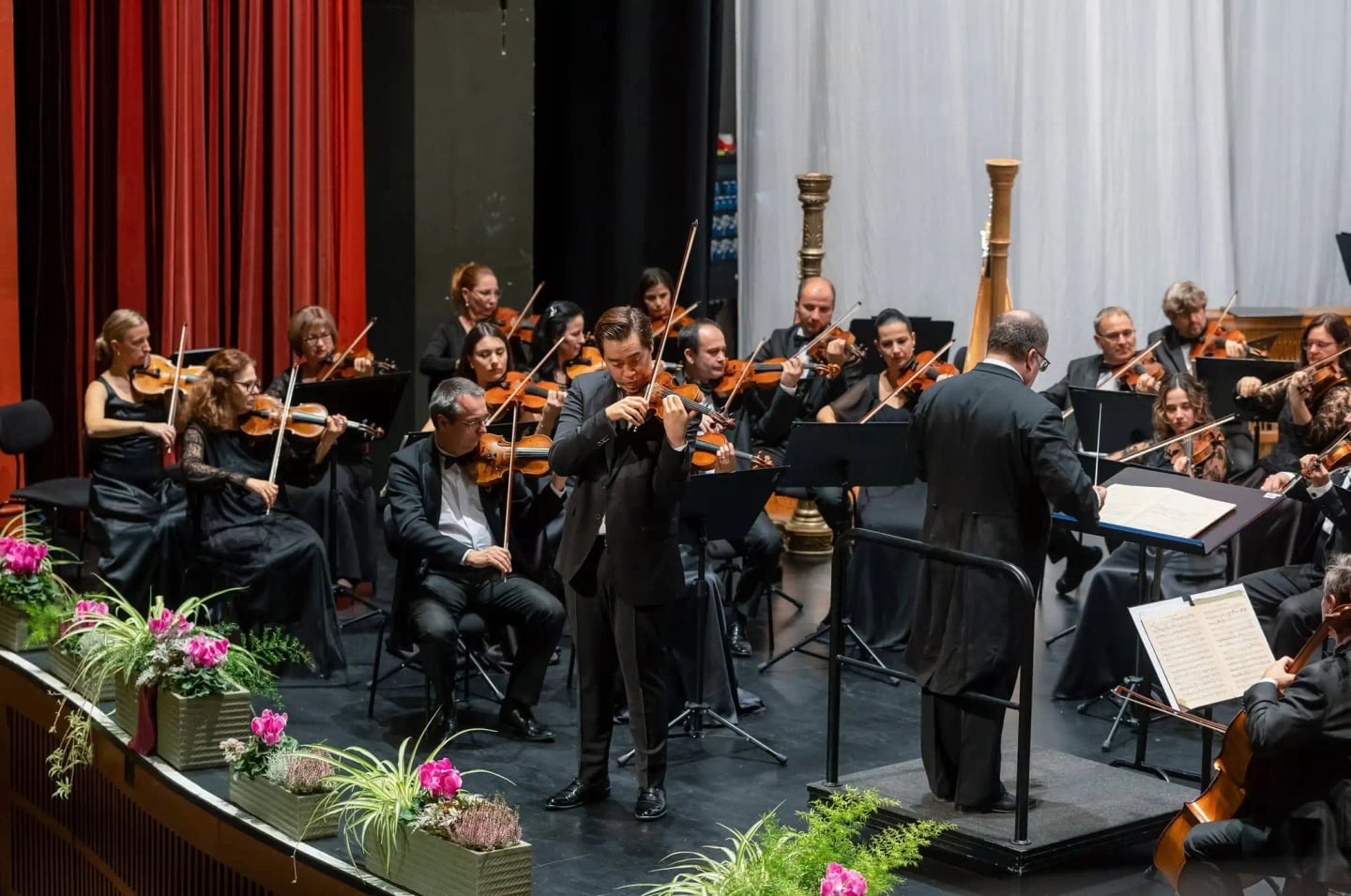Concert photo: Sofia Philharmonic & Nayden Todorov visiting Viersen (07.11.2023)
