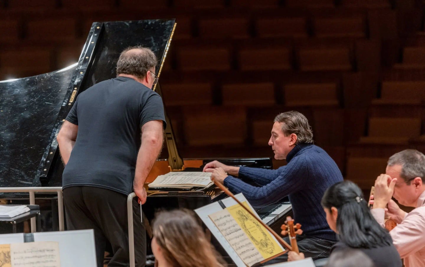 Concert photo: Sofia Philharmonic & Nayden Todorov visiting The Grand Hall at Berlin Philharmonic (12.12.2022)