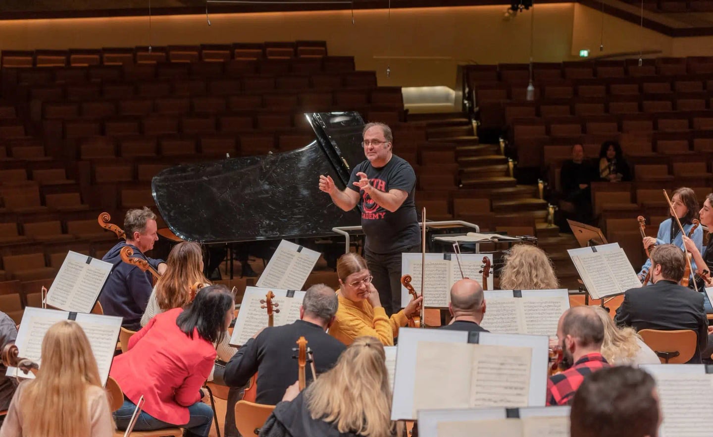 Concert photo: Sofia Philharmonic & Nayden Todorov visiting The Grand Hall at Berlin Philharmonic (12.12.2022)