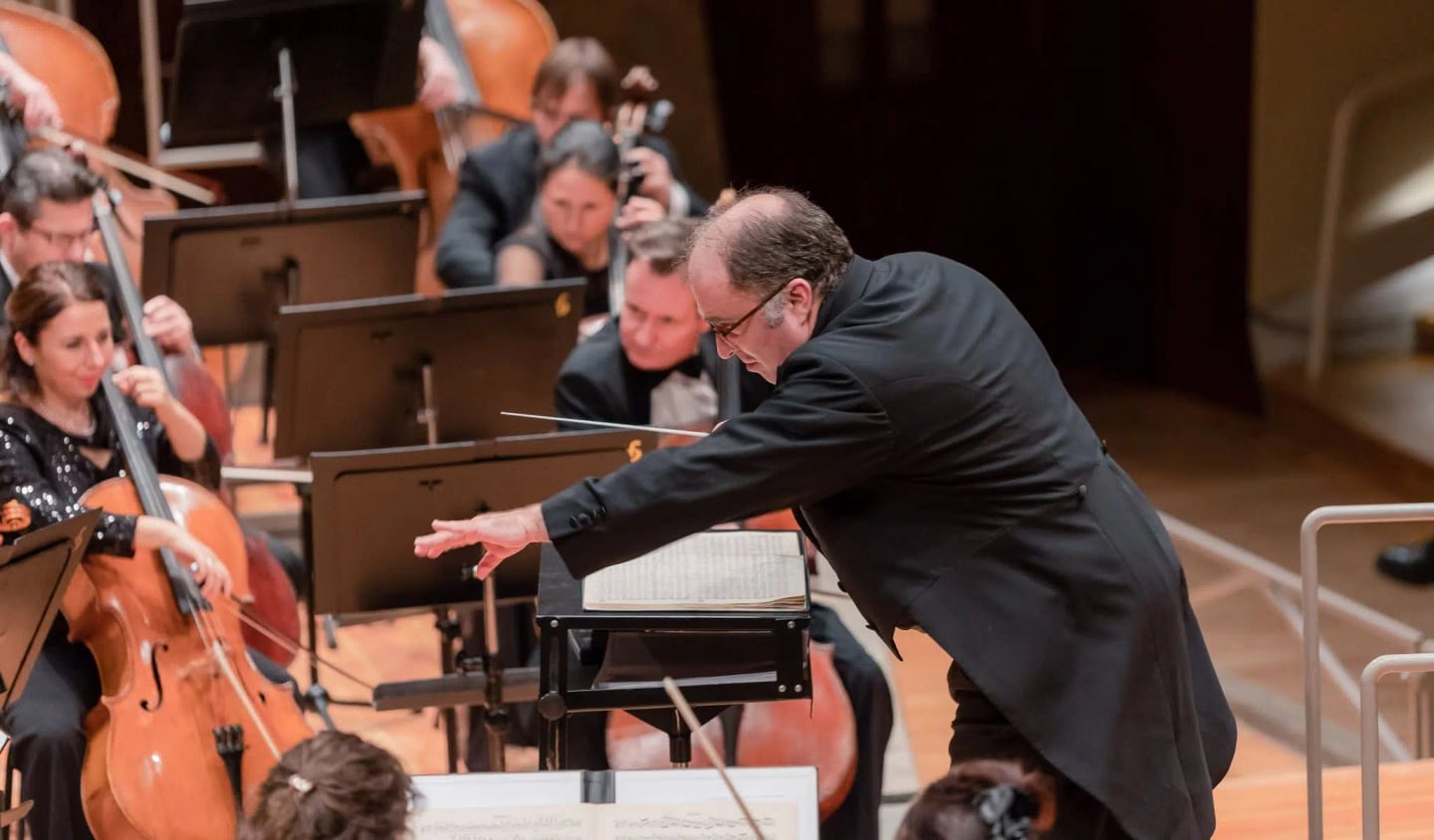 Concert photo: Sofia Philharmonic & Nayden Todorov visiting The Grand Hall at Berlin Philharmonic (12.12.2022)