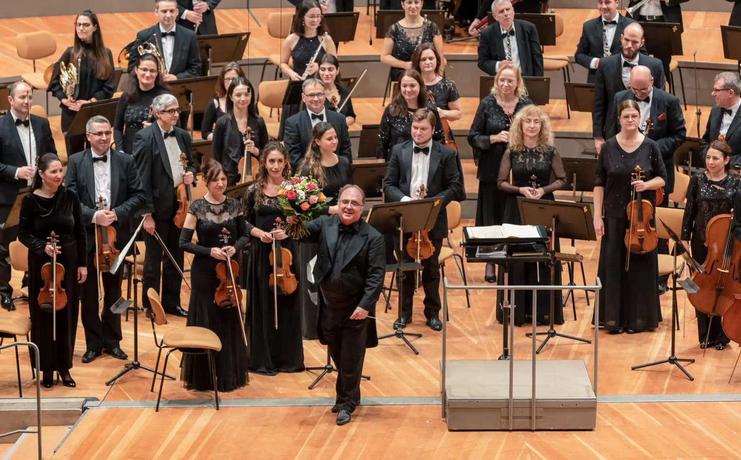 Concert photo: Sofia Philharmonic & Nayden Todorov visiting The Grand Hall at Berlin Philharmonic (12.12.2022)