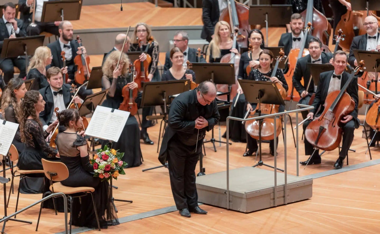 Concert photo: Sofia Philharmonic & Nayden Todorov visiting The Grand Hall at Berlin Philharmonic (12.12.2022)