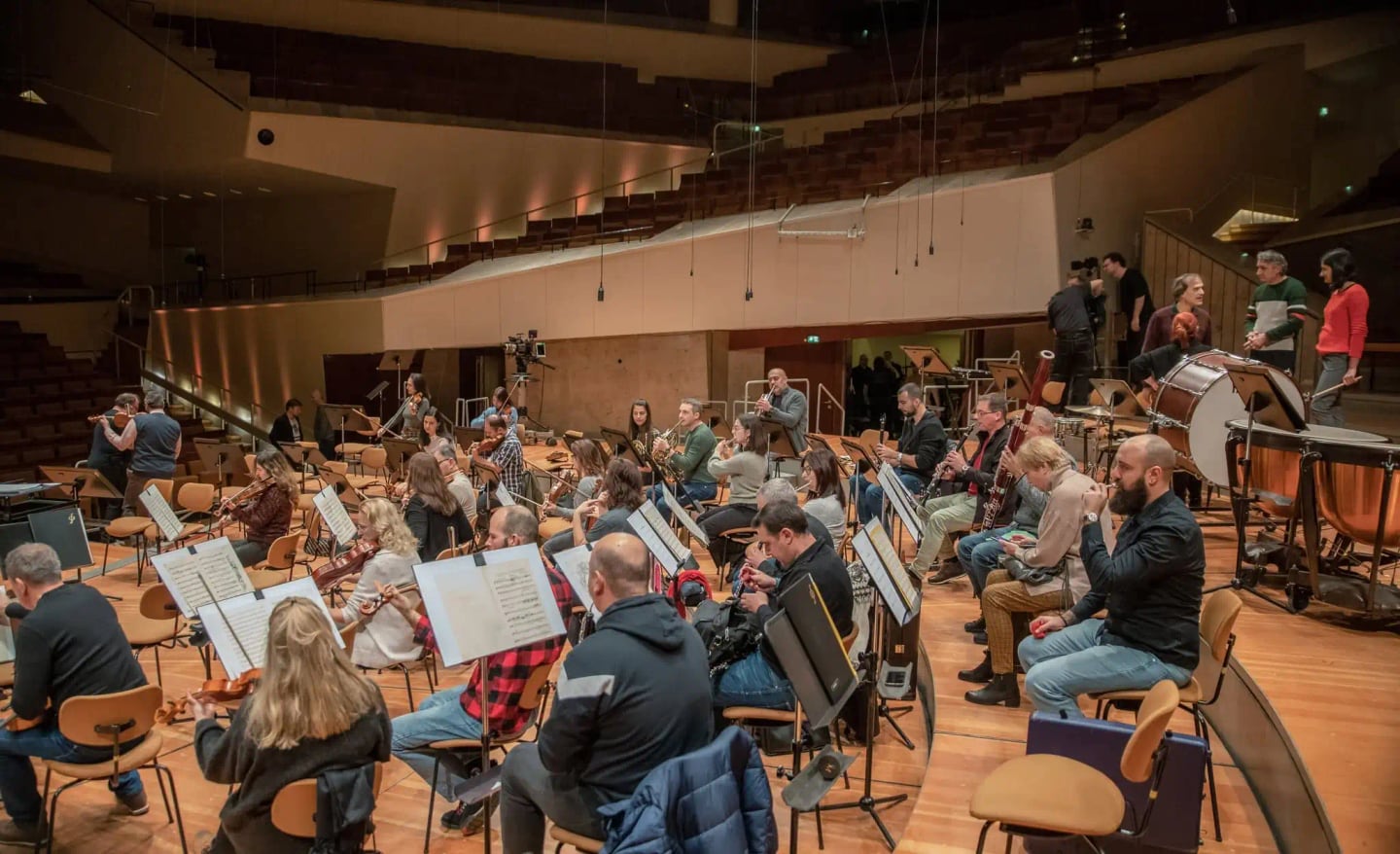 Concert photo: Sofia Philharmonic & Nayden Todorov visiting The Grand Hall at Berlin Philharmonic (12.12.2022)