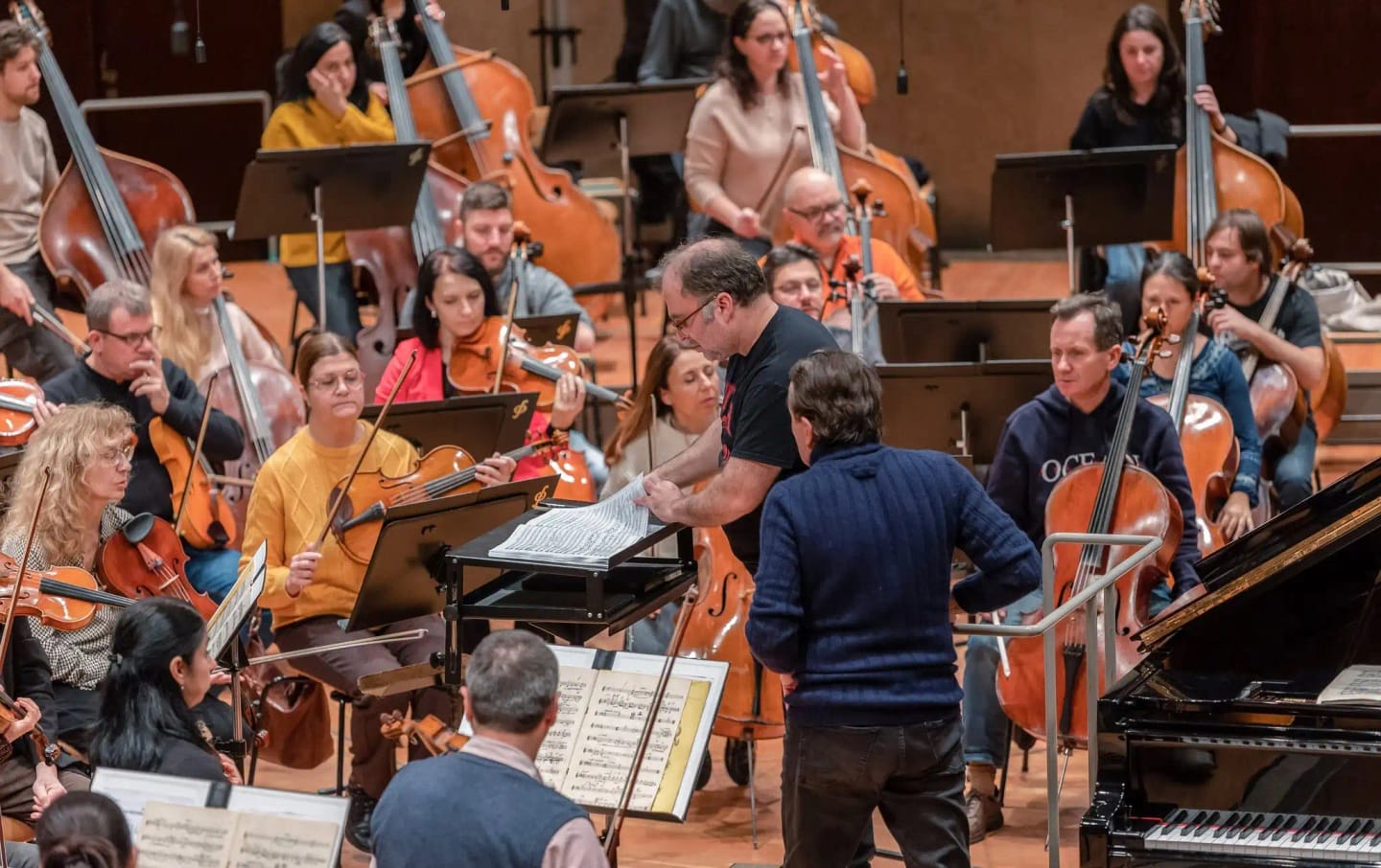 Concert photo: Sofia Philharmonic & Nayden Todorov visiting The Grand Hall at Berlin Philharmonic (12.12.2022)