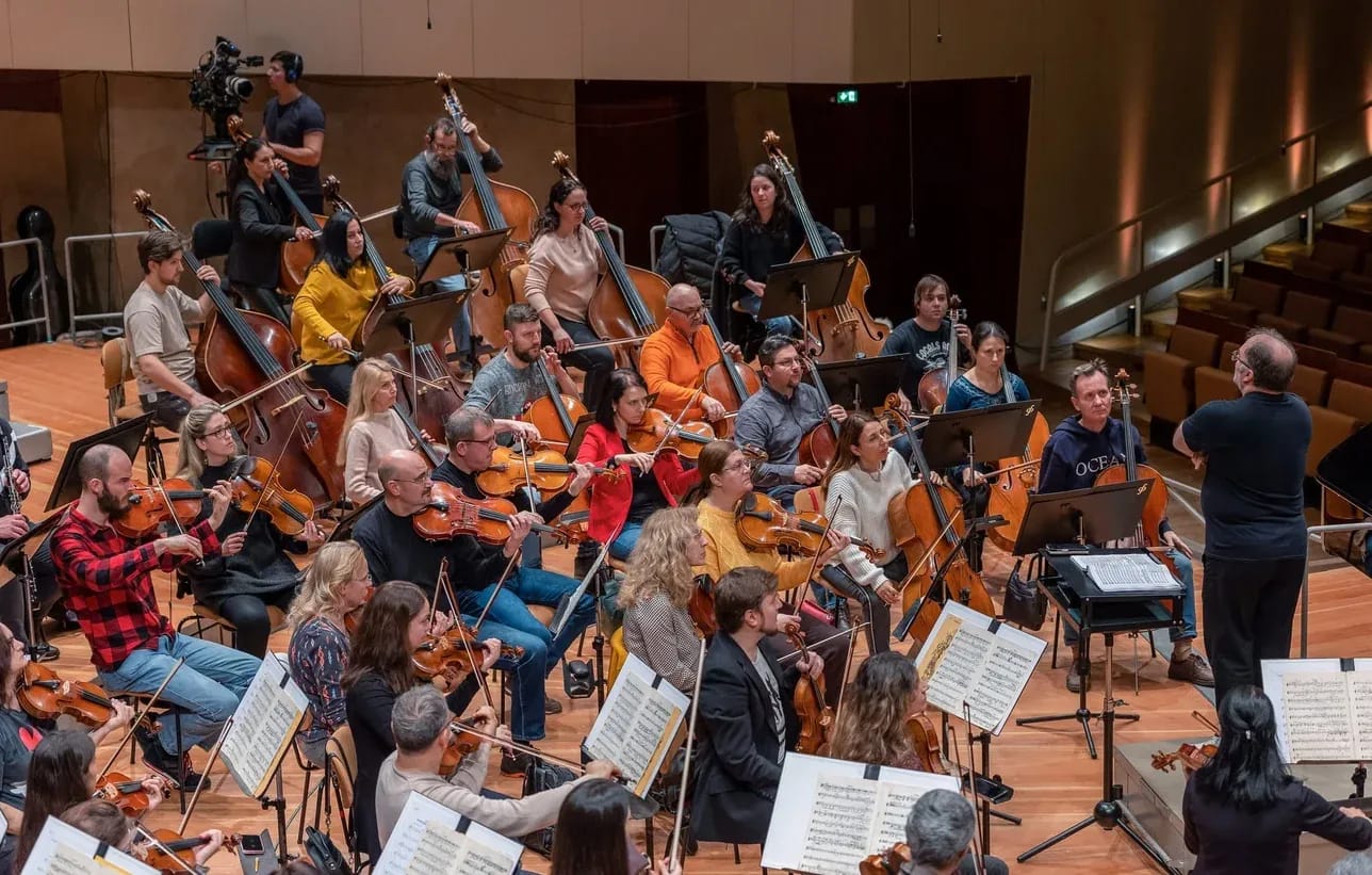 Concert photo: Sofia Philharmonic & Nayden Todorov visiting The Grand Hall at Berlin Philharmonic (12.12.2022)