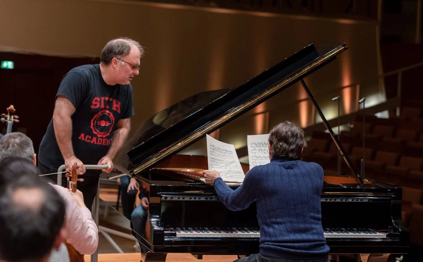 Concert photo: Sofia Philharmonic & Nayden Todorov visiting The Grand Hall at Berlin Philharmonic (12.12.2022)