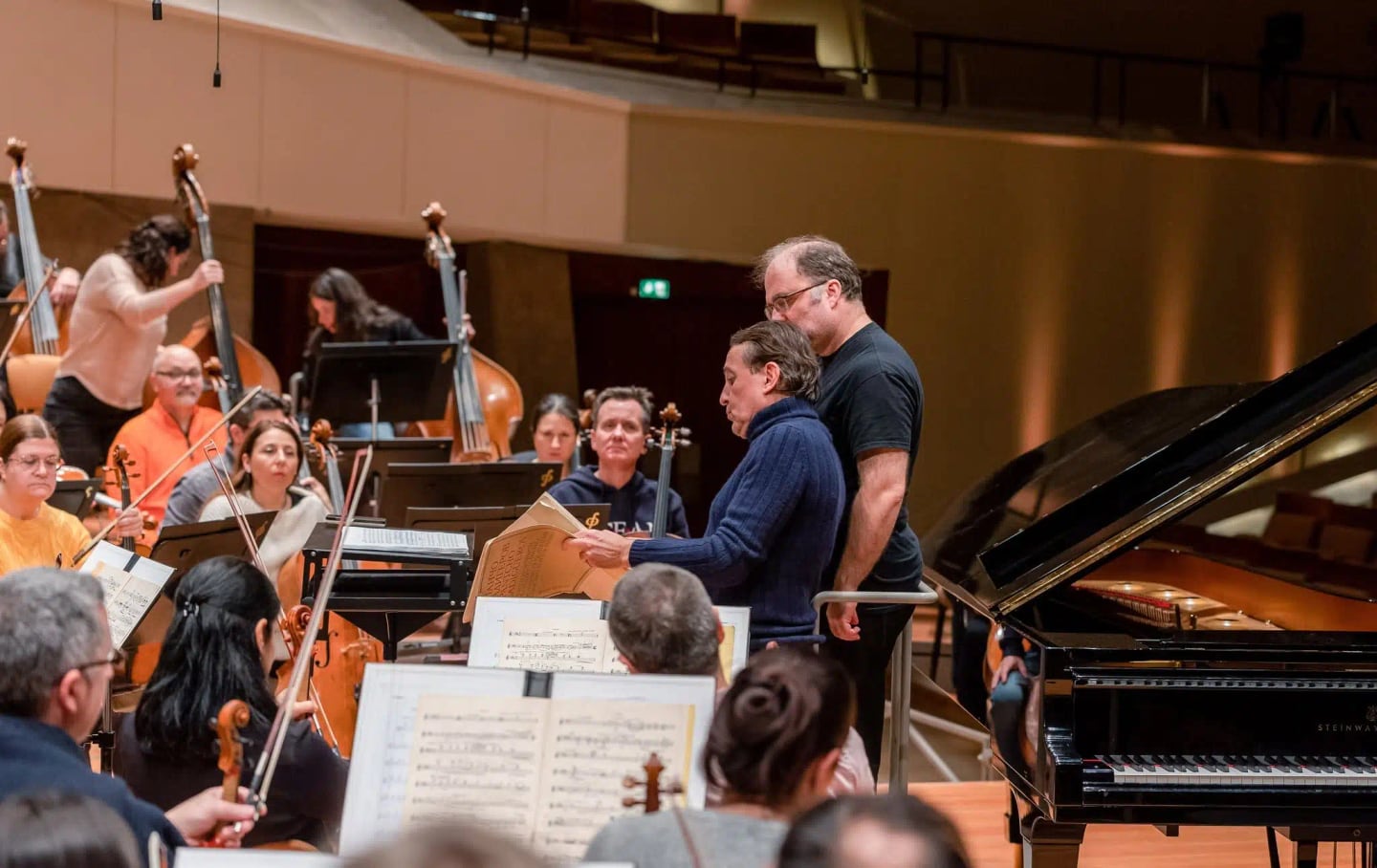 Concert photo: Sofia Philharmonic & Nayden Todorov visiting The Grand Hall at Berlin Philharmonic (12.12.2022)