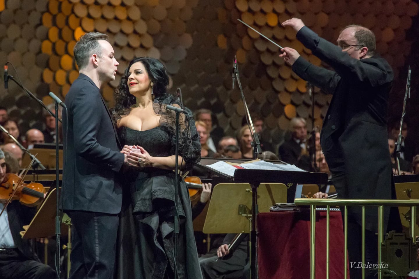 Concert photo: Angela Gheorghiu, Nayden Todorov & Sofia Philharmonic (25.02.2019)