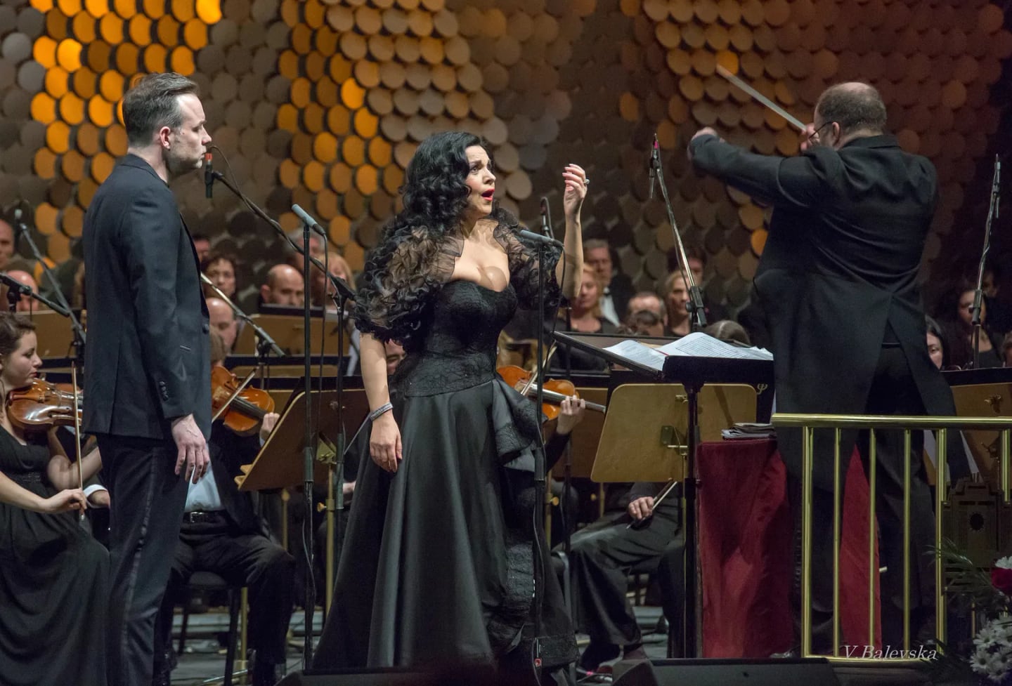 Concert photo: Angela Gheorghiu, Nayden Todorov & Sofia Philharmonic (25.02.2019)