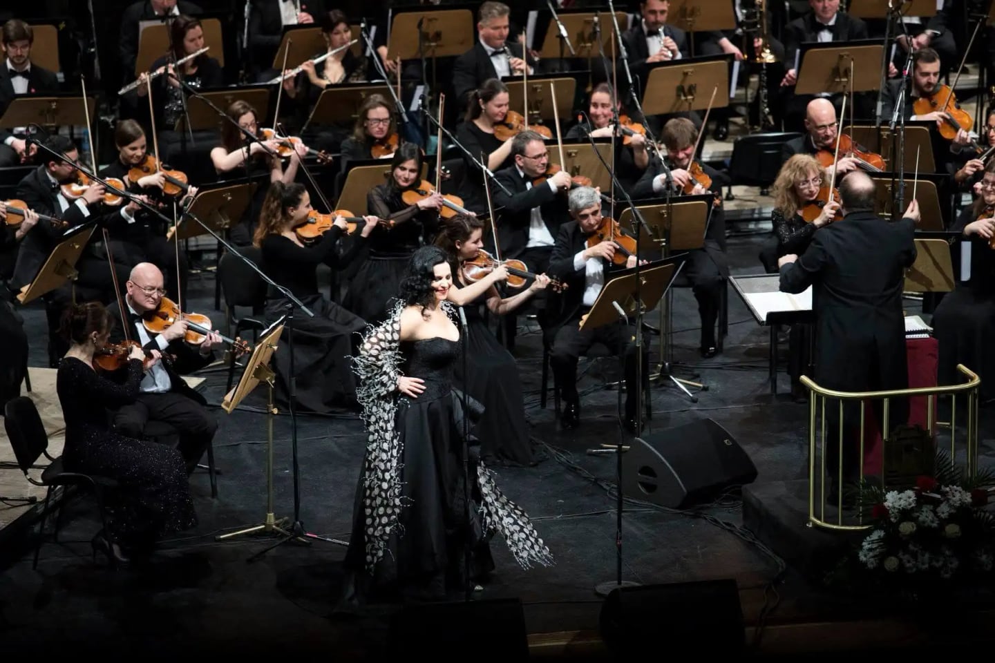 Concert photo: Angela Gheorghiu, Nayden Todorov & Sofia Philharmonic (25.02.2019)