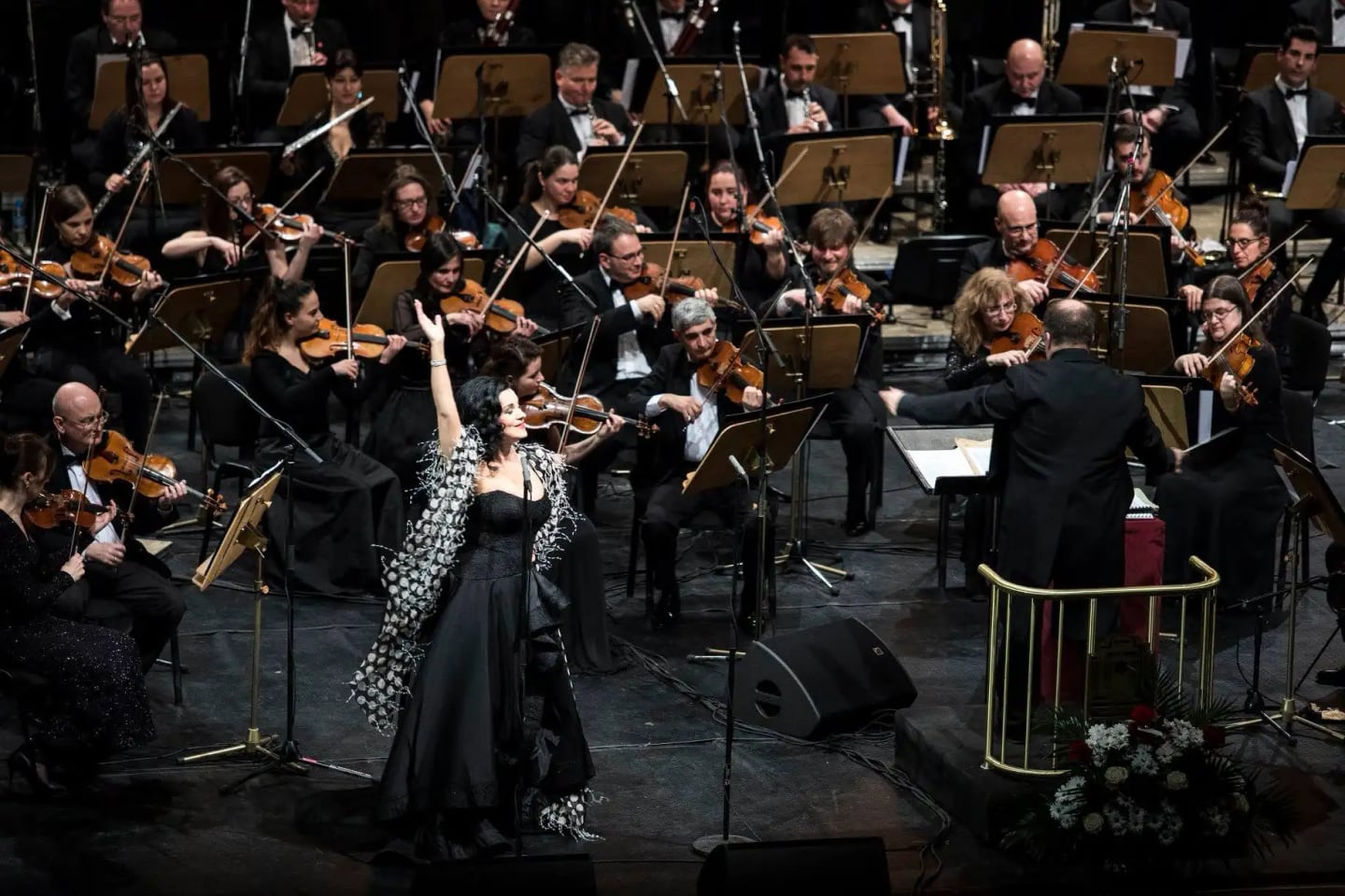 Concert photo: Angela Gheorghiu, Nayden Todorov & Sofia Philharmonic (25.02.2019)