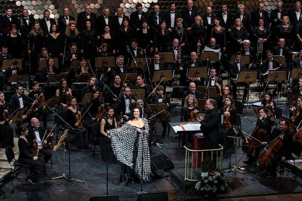 Concert photo: Angela Gheorghiu, Nayden Todorov & Sofia Philharmonic (25.02.2019)