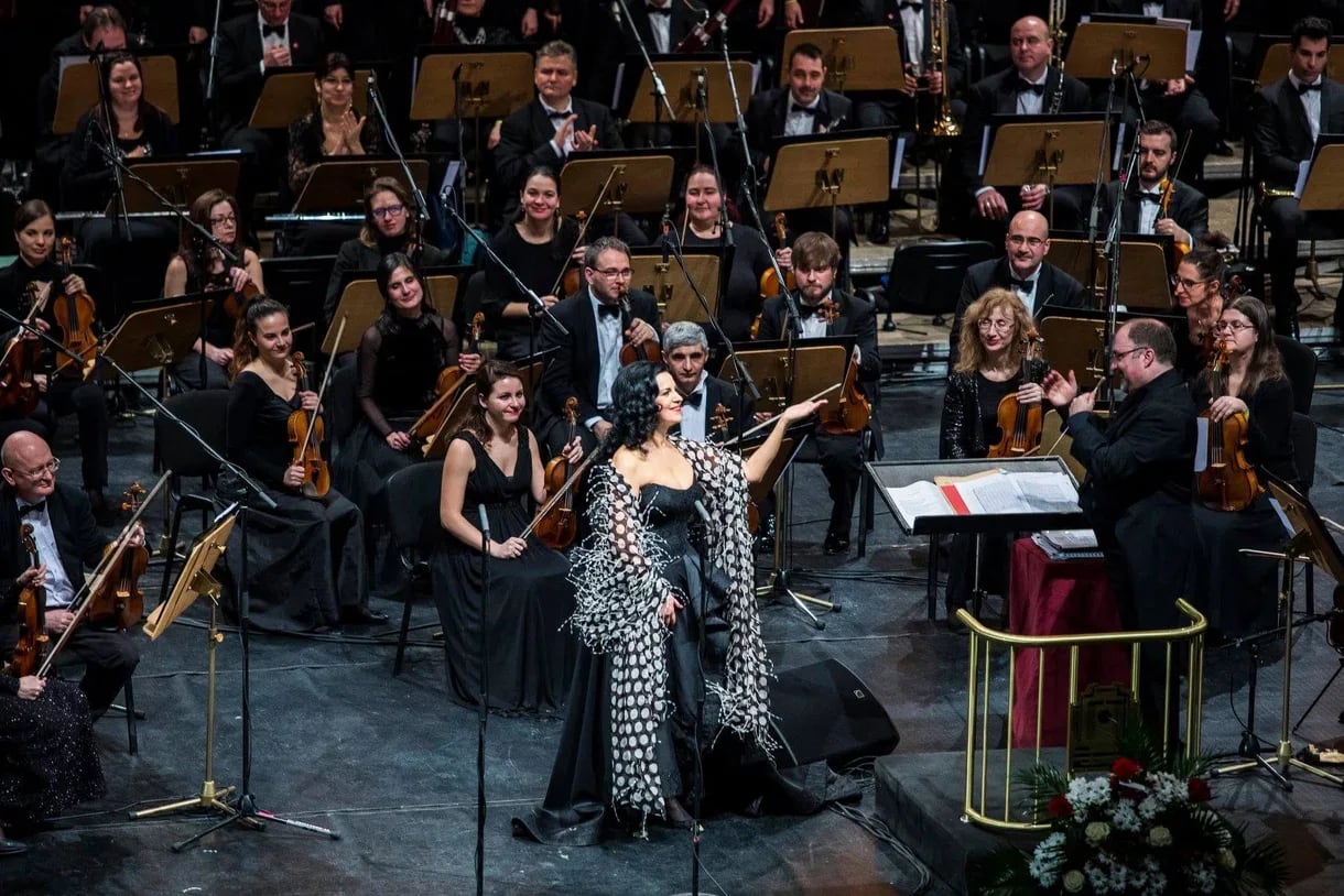 Concert photo: Angela Gheorghiu, Nayden Todorov & Sofia Philharmonic (25.02.2019)