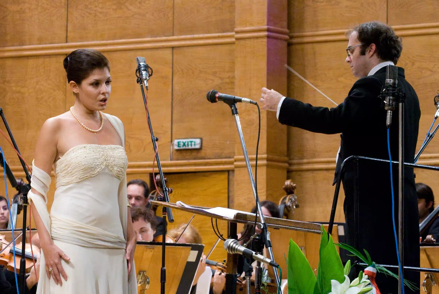 Concert photo: Raina Kabaivanska’s Masterclass – Gala Concert under the baton of Nayden Todorov (25.09.2008)