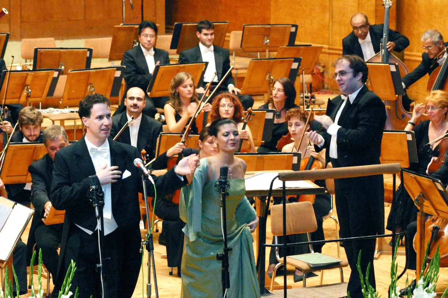 Concert photo: Raina Kabaivanska’s Masterclass – Gala Concert under the baton of Nayden Todorov (28.09.2006)