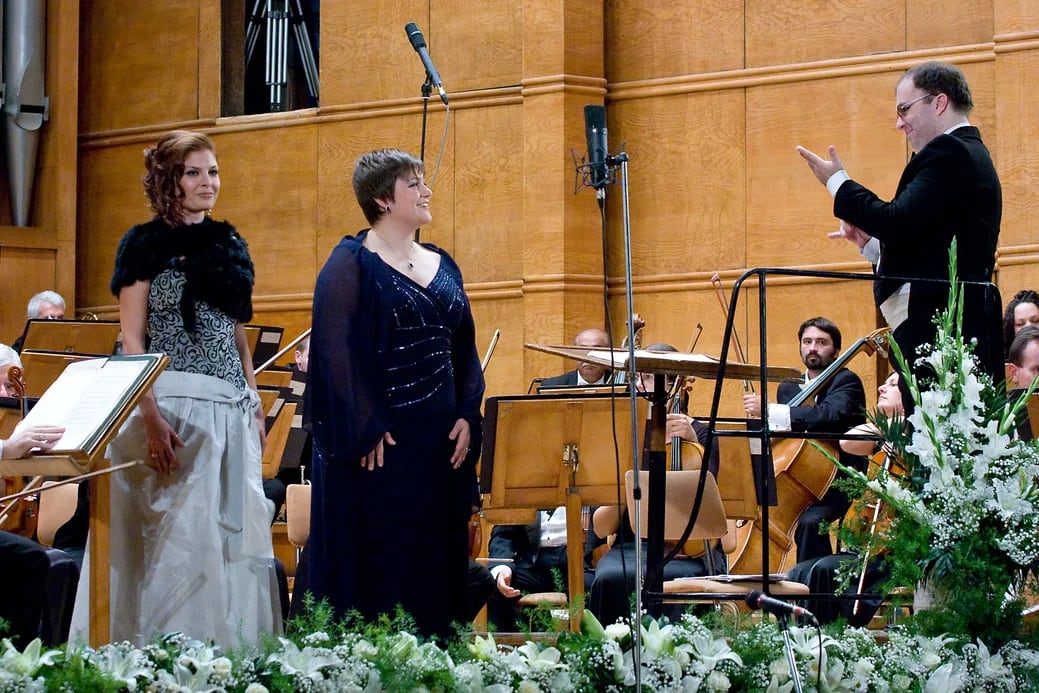 Concert photo: Masterclass of Raina Kabaivanska – Gala Concert under the baton of Nayden Todorov (30.09.2010)