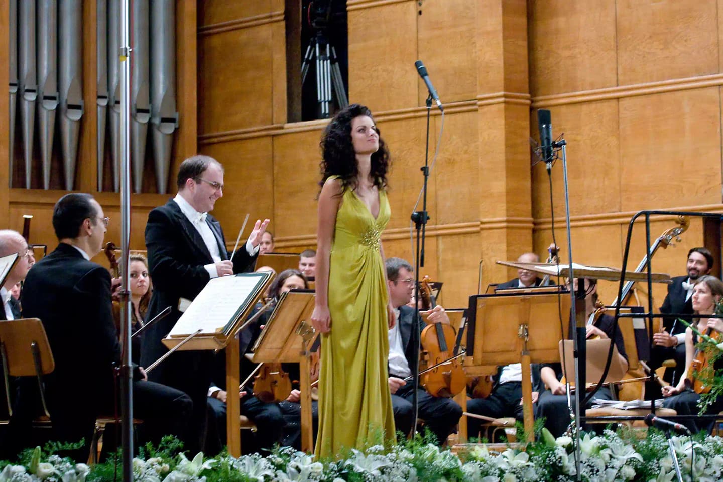 Concert photo: Masterclass of Raina Kabaivanska – Gala Concert under the baton of Nayden Todorov (30.09.2010)