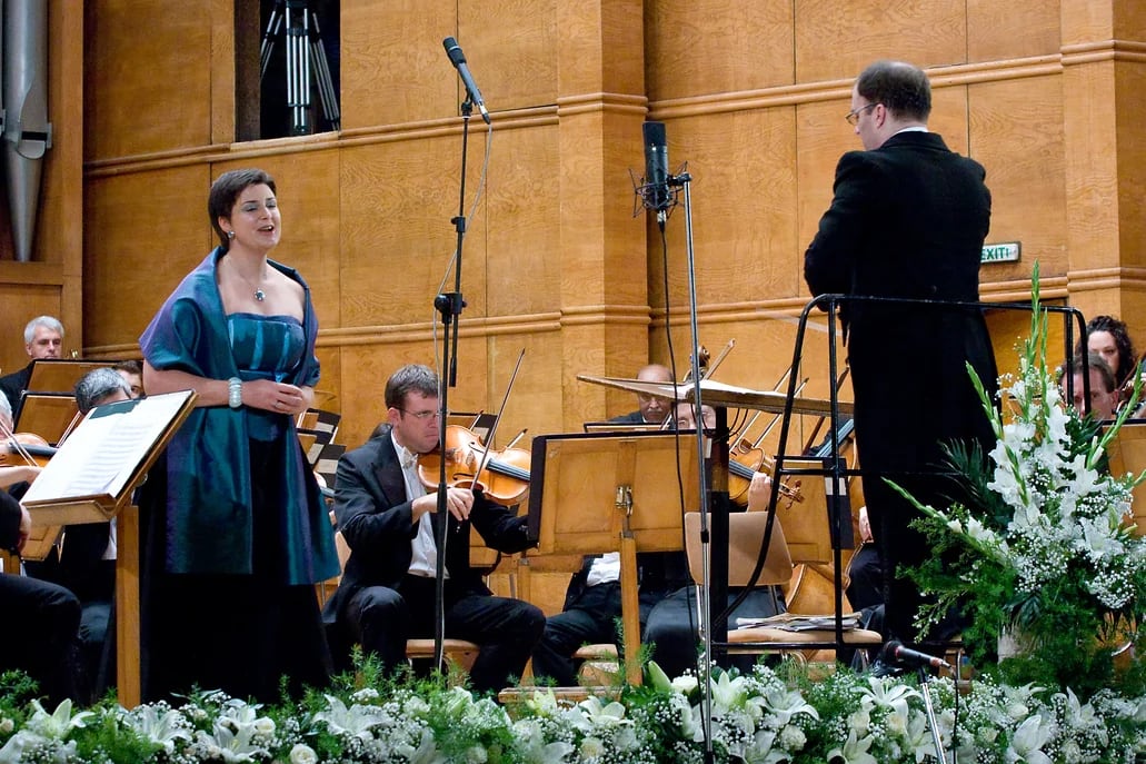 Concert photo: Masterclass of Raina Kabaivanska – Gala Concert under the baton of Nayden Todorov (30.09.2010)