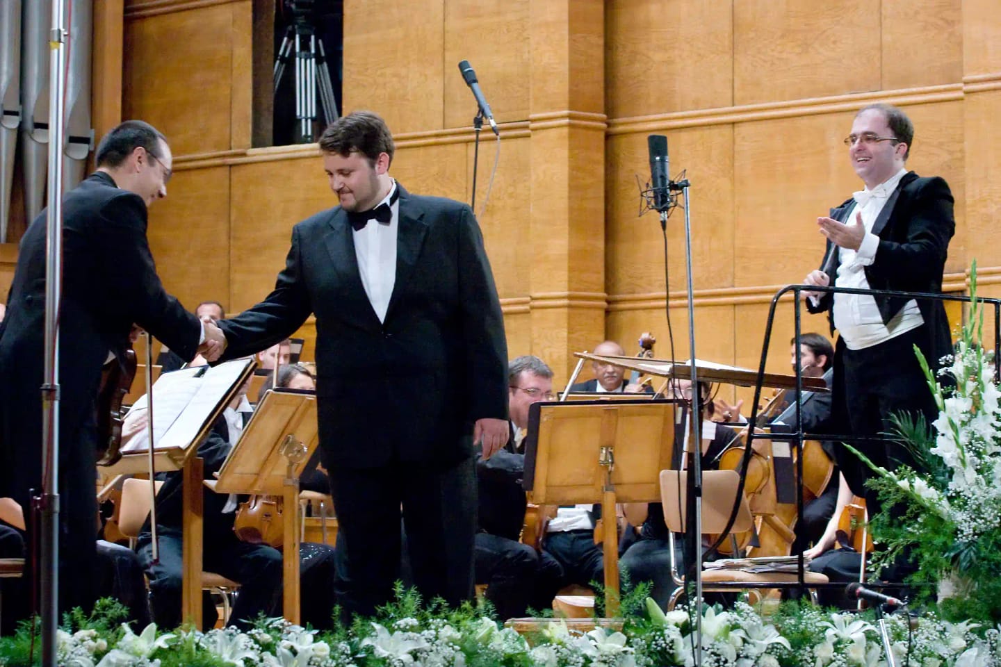 Concert photo: Masterclass of Raina Kabaivanska – Gala Concert under the baton of Nayden Todorov (30.09.2010)