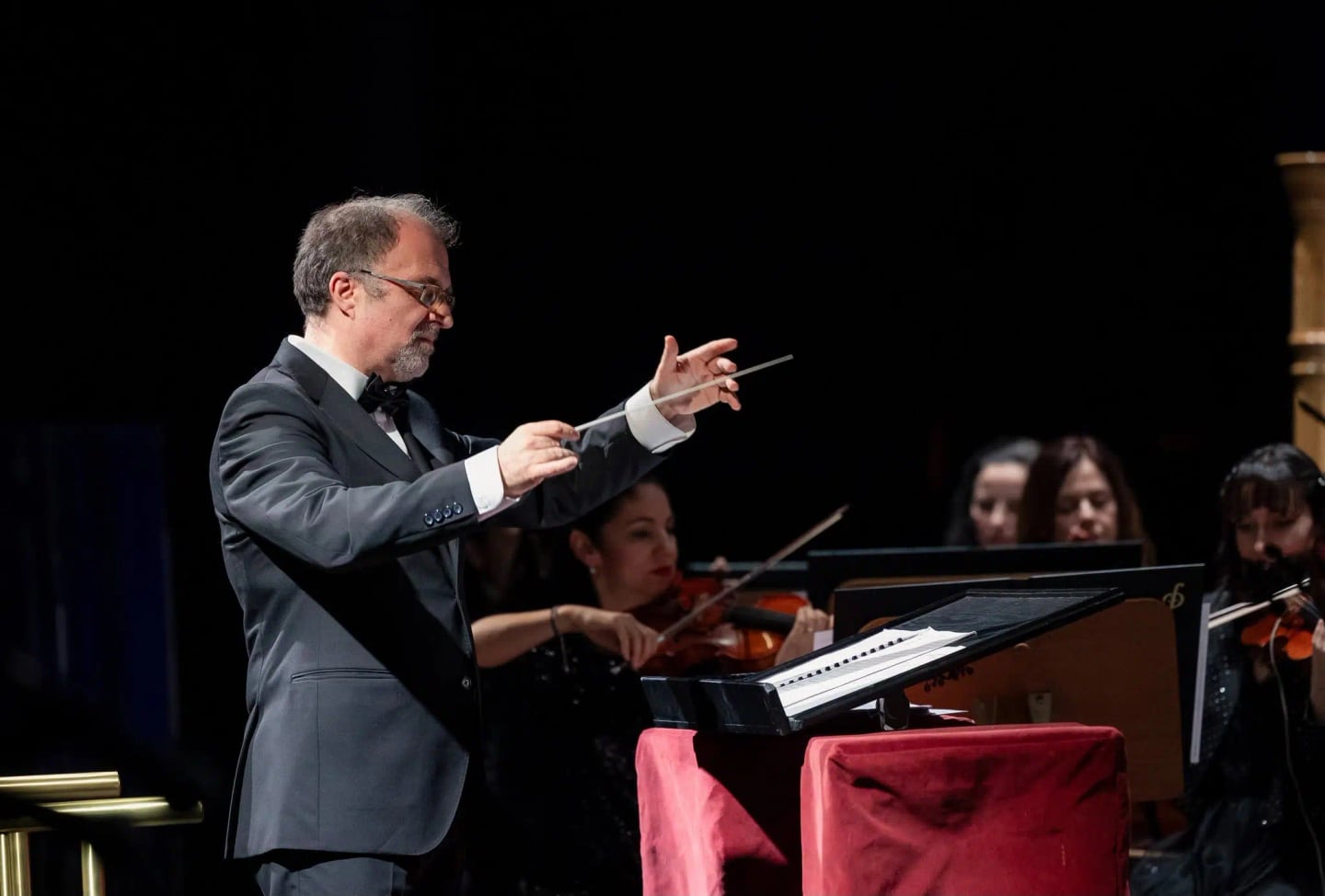Concert photo: Sofia Philharmonic, Lili Ivanova and Nayden Todorov at National Palace of Culture (31.03.2026)