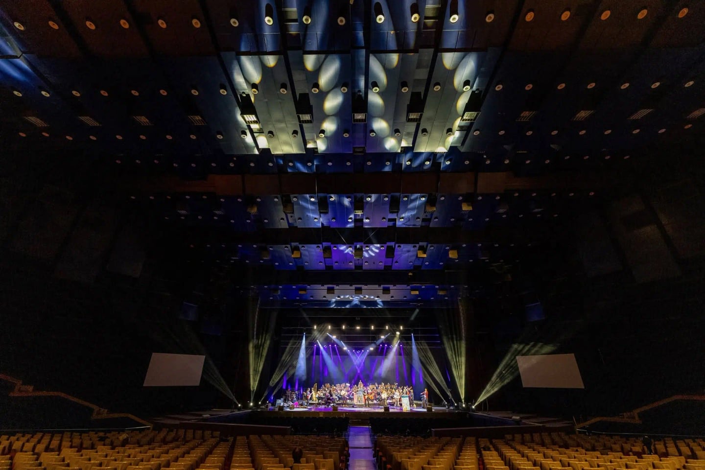 Concert photo: Sofia Philharmonic, Lili Ivanova and Nayden Todorov at National Palace of Culture (31.03.2026)