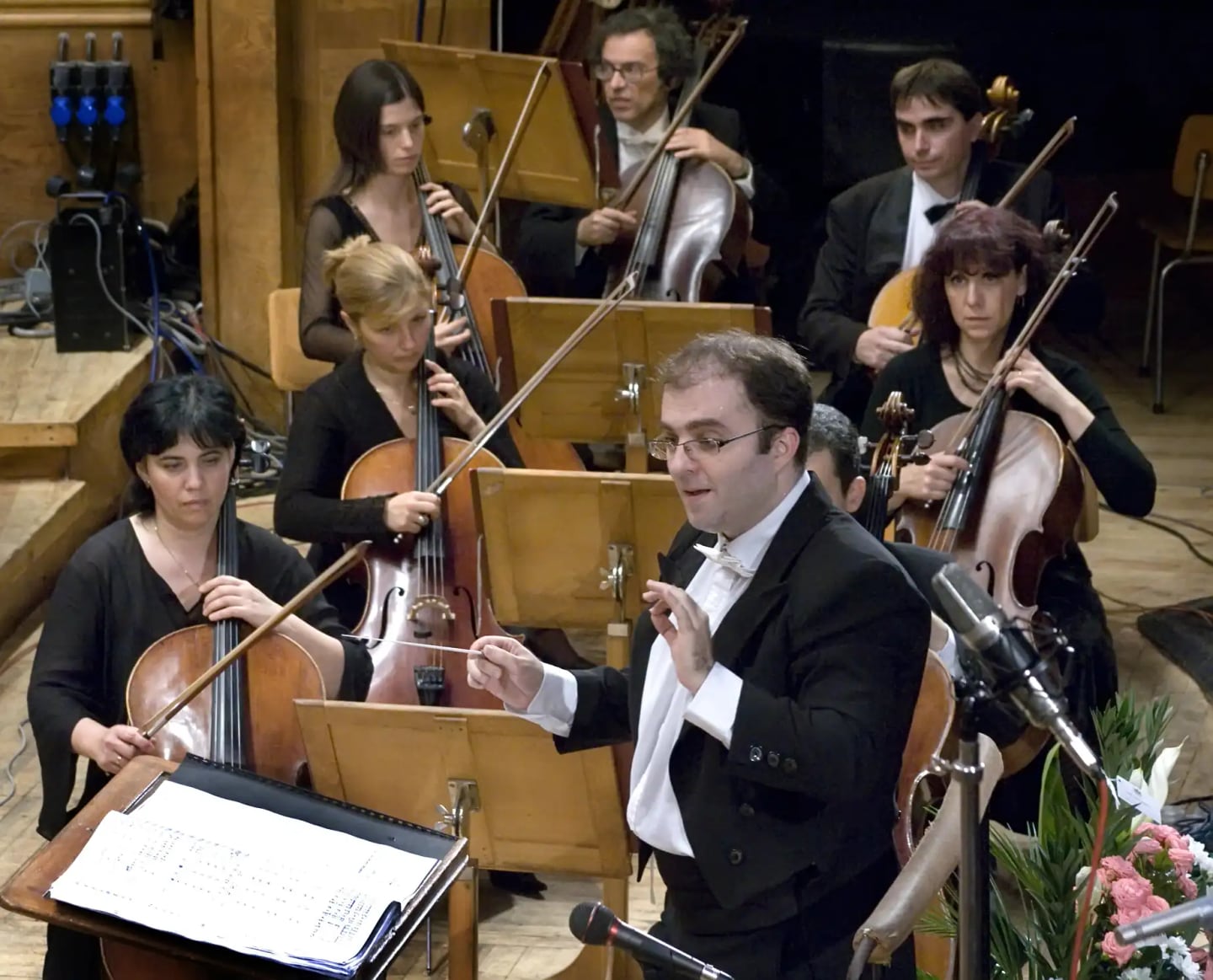 Concert photo: Concert of the Symphony Orchestra of BNR with Nayden Todorov (02.11.2007)
