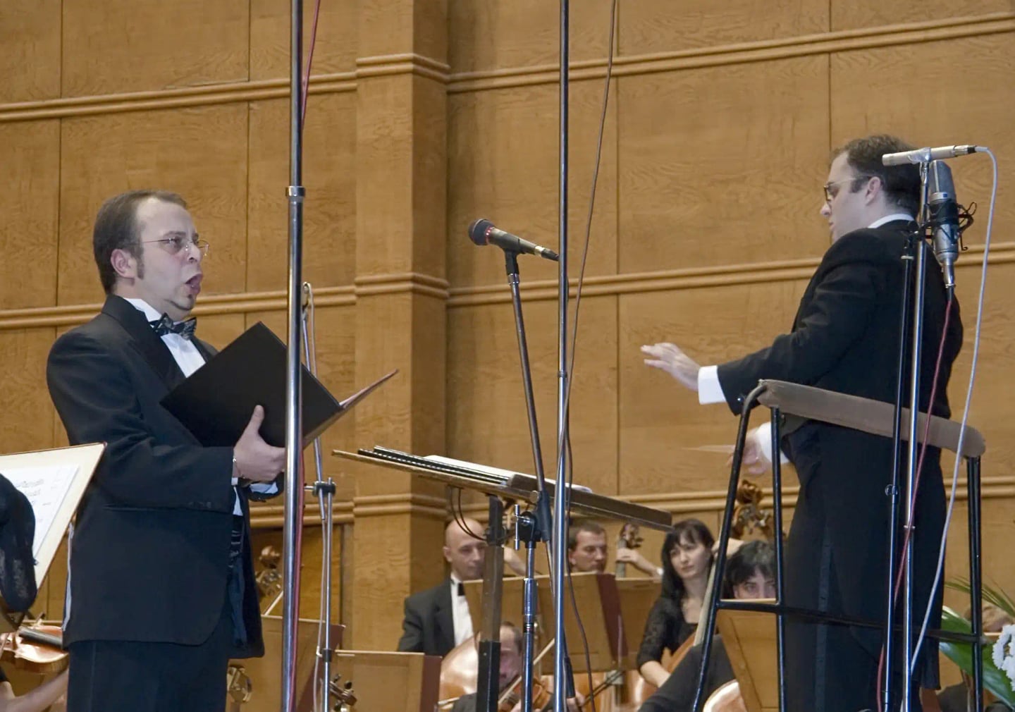 Concert photo: Concert of the Symphony Orchestra of BNR with Nayden Todorov (02.11.2007)