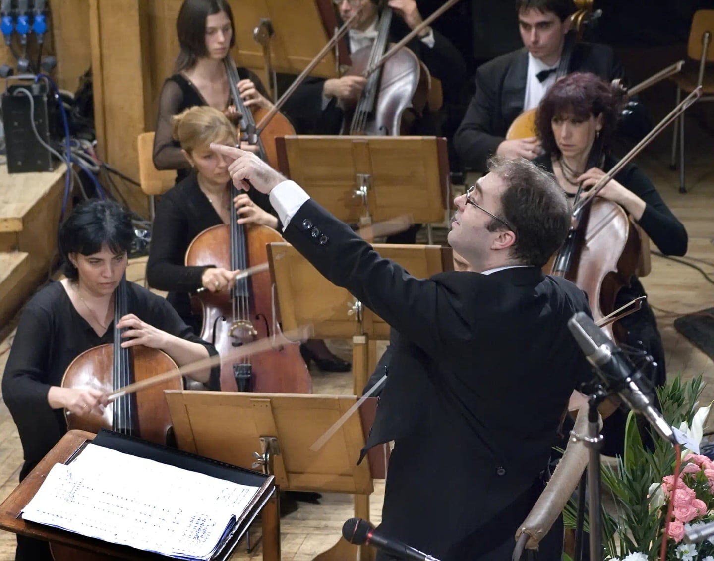 Concert photo: Concert of the Symphony Orchestra of BNR with Nayden Todorov (02.11.2007)