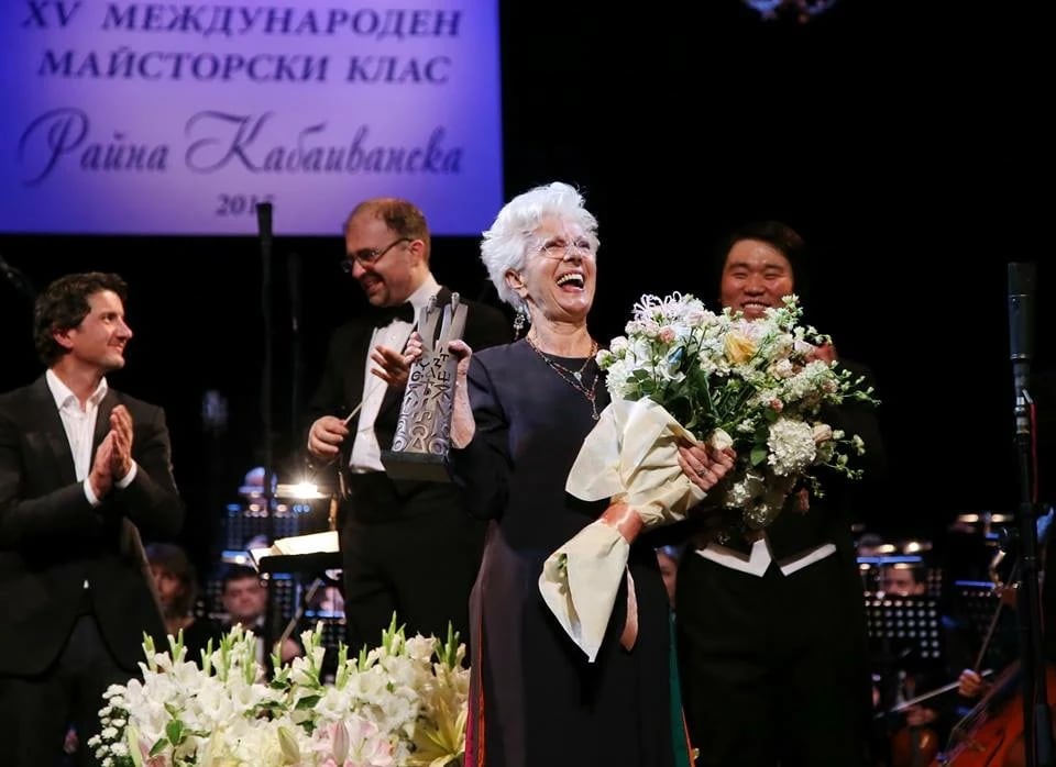 Снимка от концерт: Майсторски клас на Райна Кабаиванска – гала концерт под диригентството на Найден Тодоров (27.09.2015)