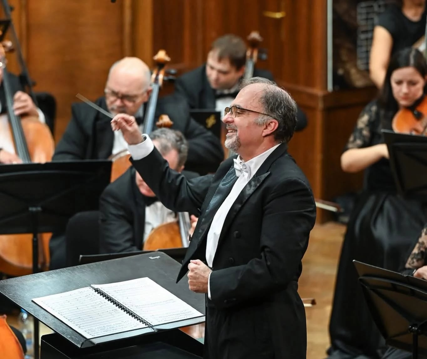 Concert photo: Sofia Philharmonic & Nayden Todorov visiting Belgrade (24.10.2026)