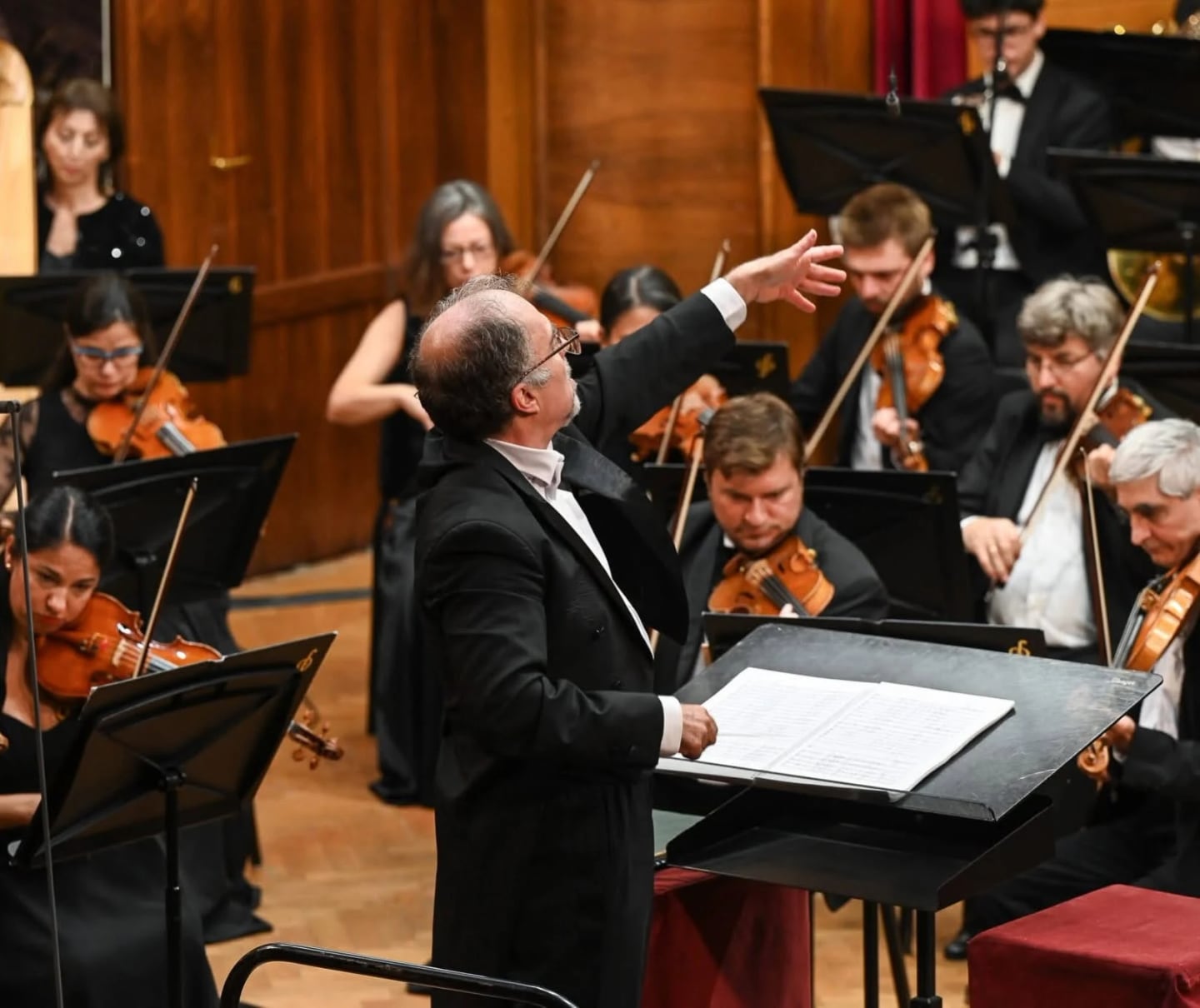 Concert photo: Sofia Philharmonic & Nayden Todorov visiting Belgrade (24.10.2026)